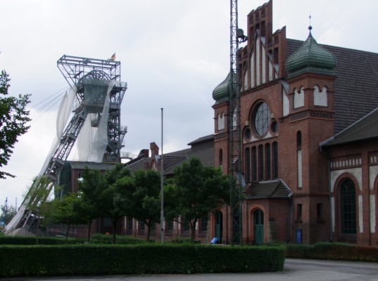 2009-09-05 Zeche Zollern 0001_ShiftN (2).jpg